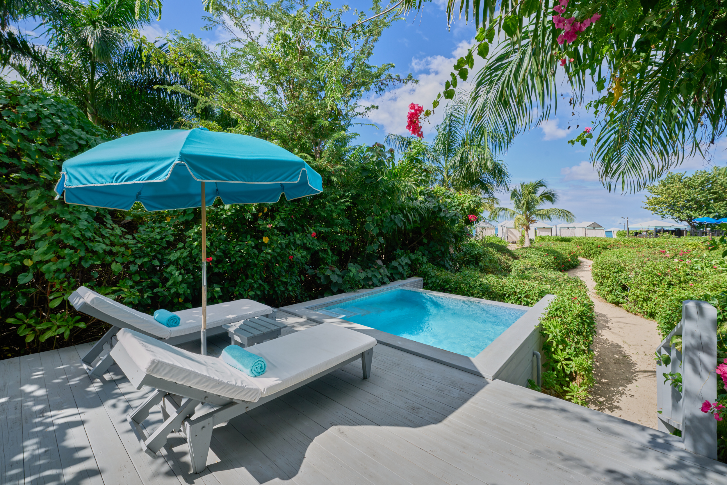 05-Keyonna-Beach-Plunge-Pool-Cottage-Garden-View-Low-Res